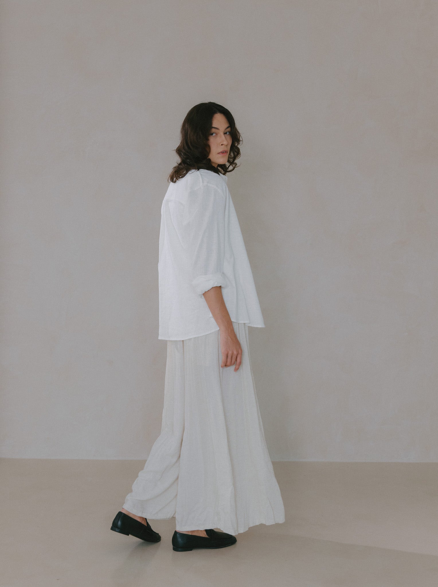 Pleated Linen Flare Palazzo
