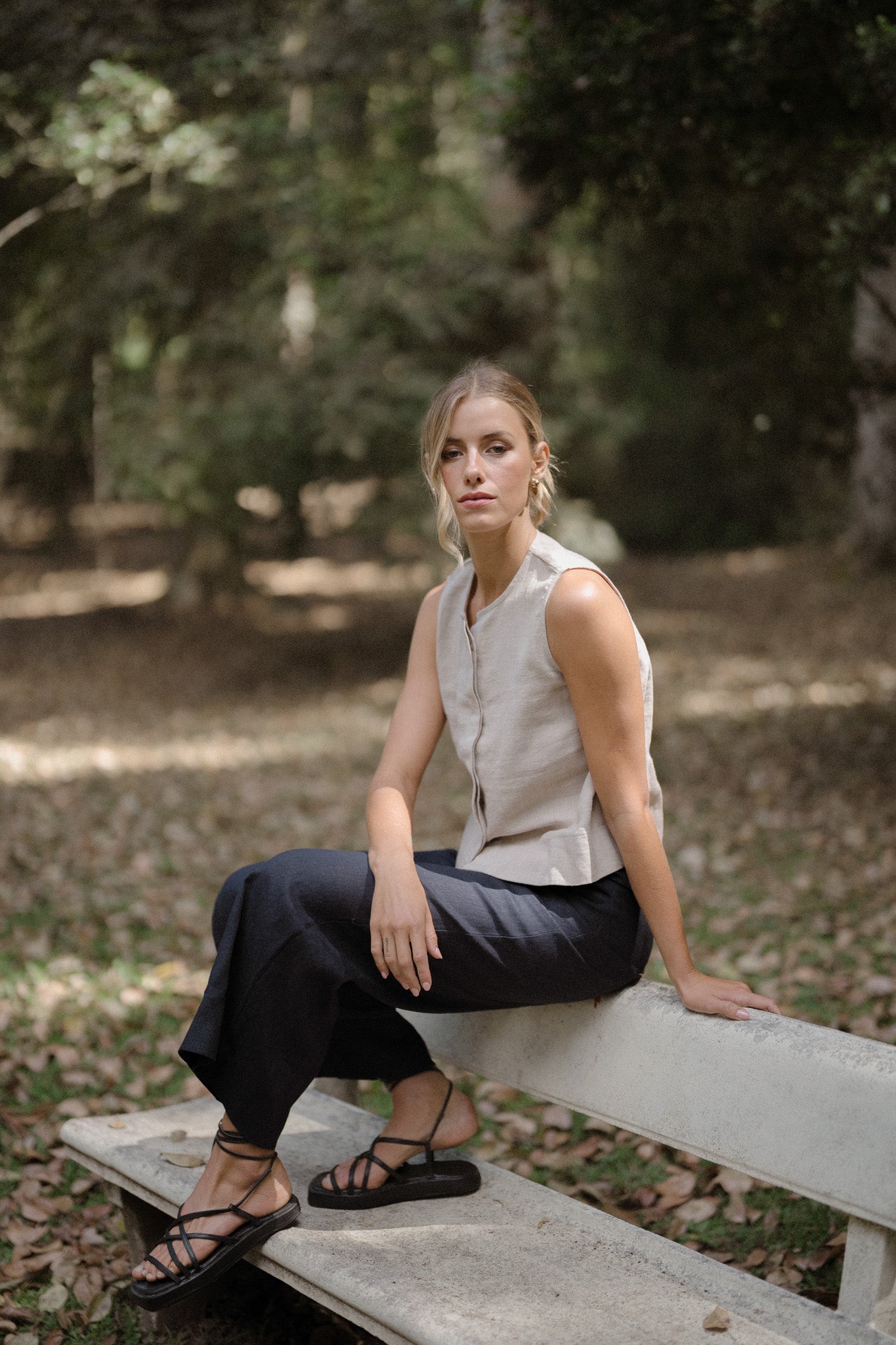 Sleeveless Linen Top