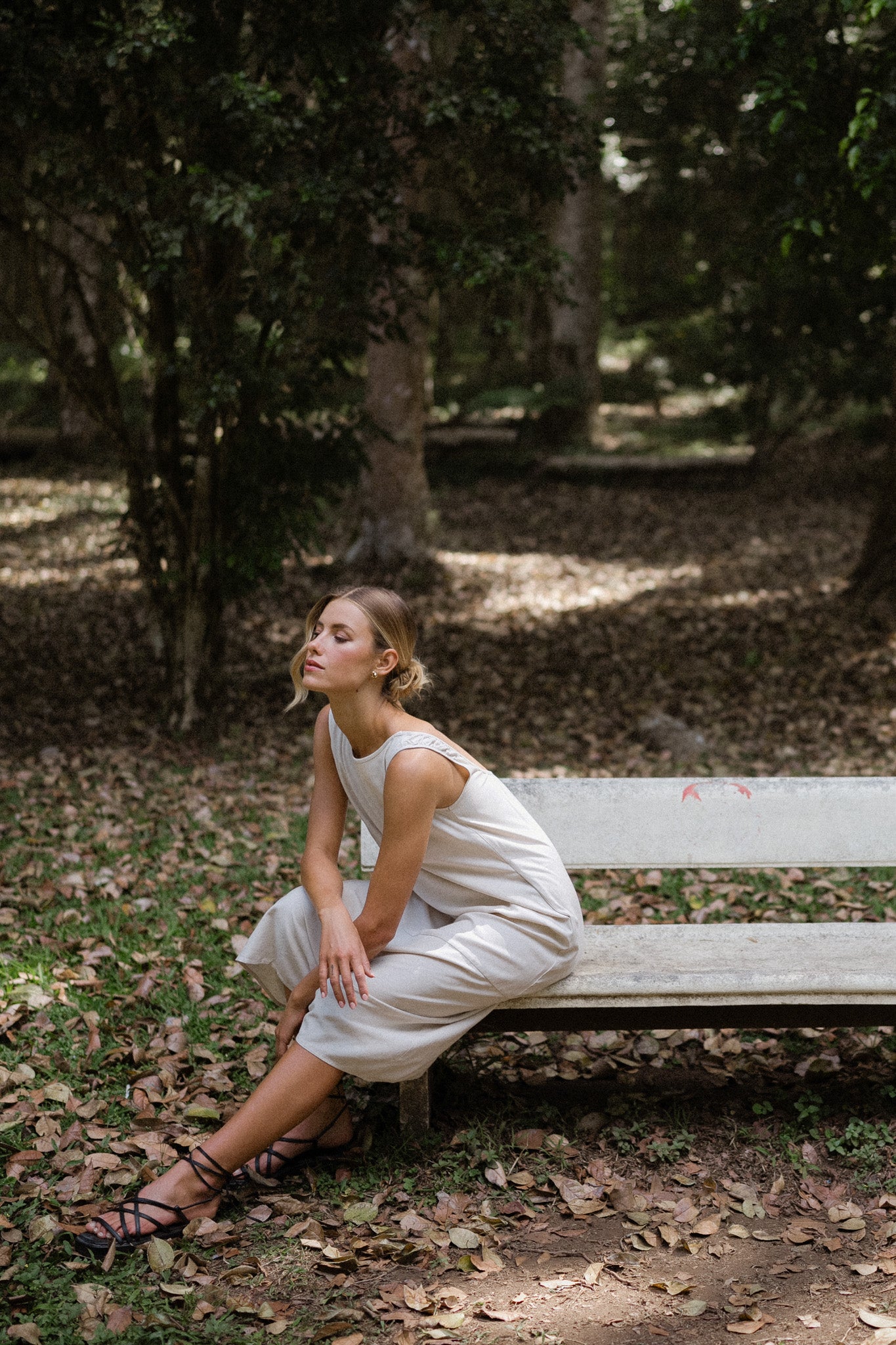 Alba Sleeveless Linen Dress