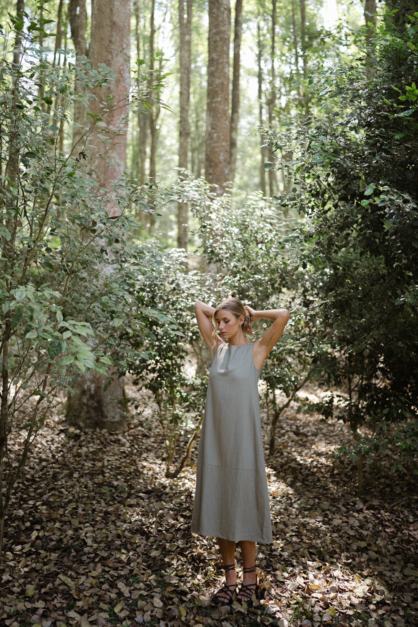 Alba Sleeveless Linen Dress