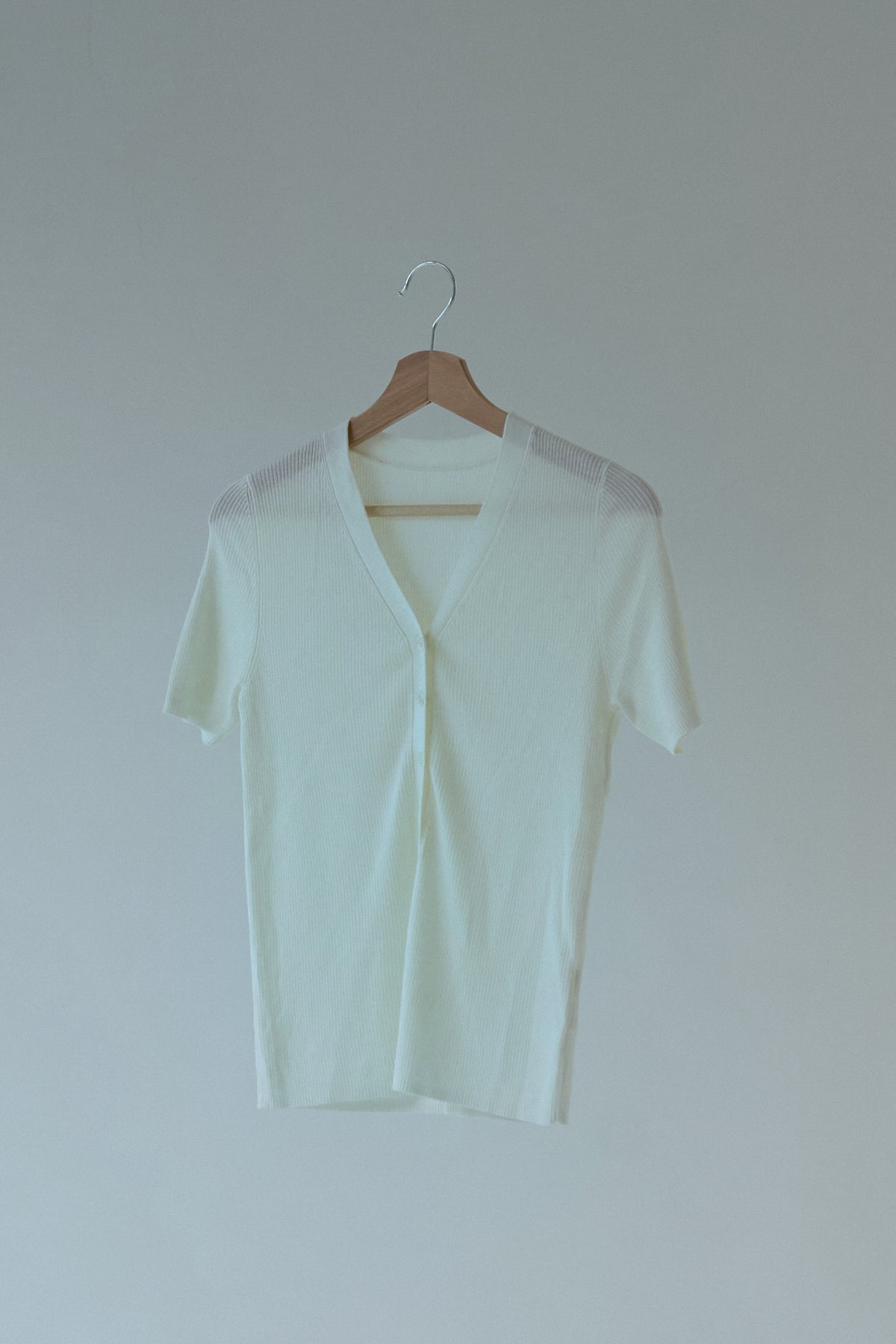 Rill Button Top